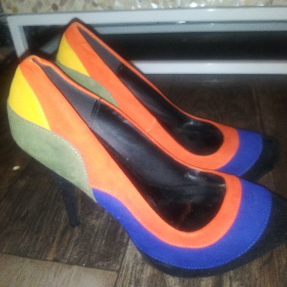Multi-color Platform Pumps - Picture 4 of 4